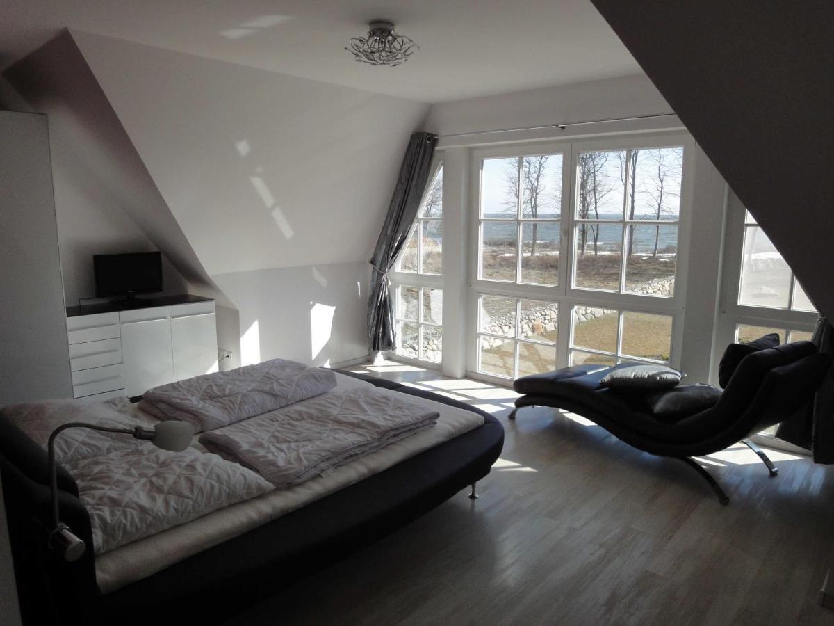 Ostsee Strandvilla Silvia Lobbe Exterior photo