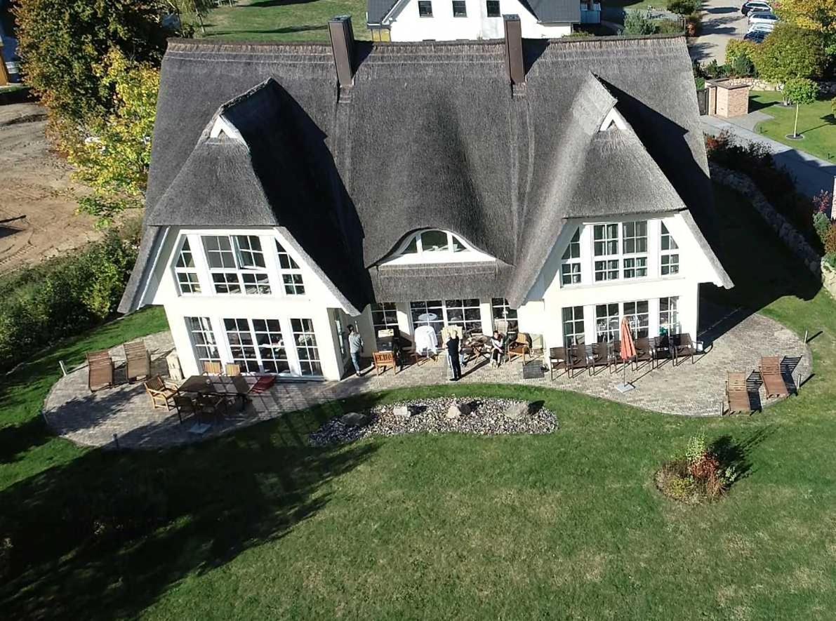 Ostsee Strandvilla Silvia Lobbe Exterior photo